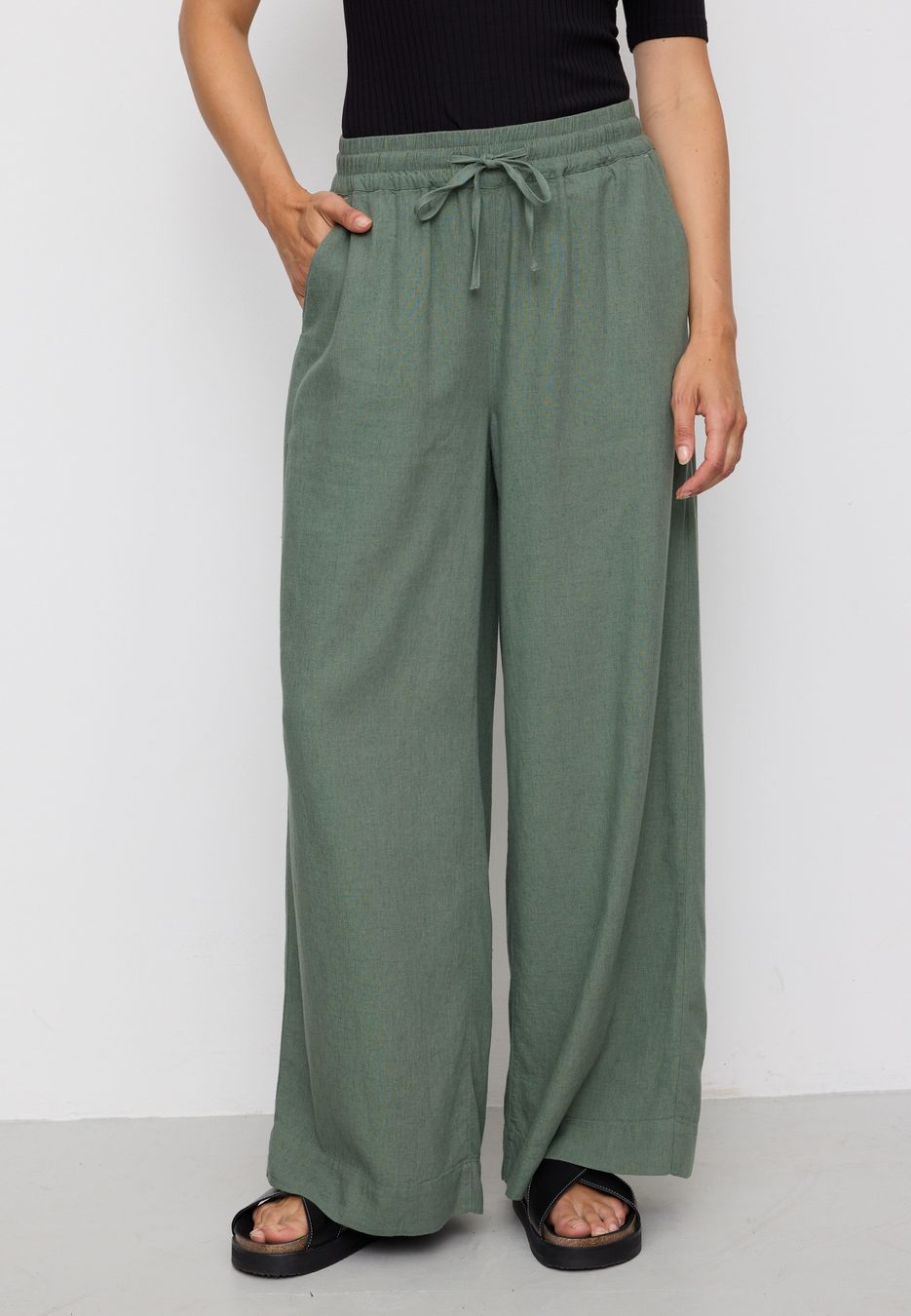 Hose Alisma khaki von recolution