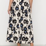 Rock Fennel Bloom electric blue von recolution