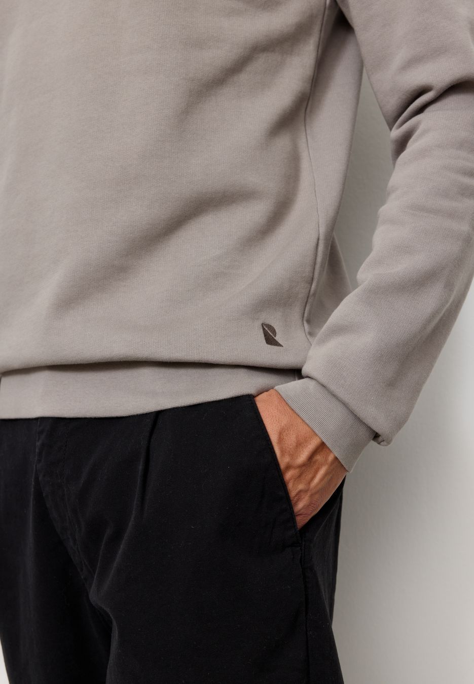 Sweatshirt Tamarillo greige von recolution