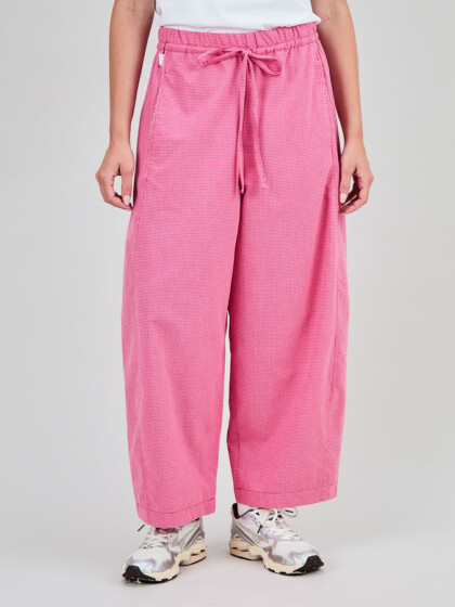 Hose Checks Balloon pink von Brava Fabrics