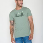 T-Shirt Guide Bike Mountain Pines soft sage von Greenbomb