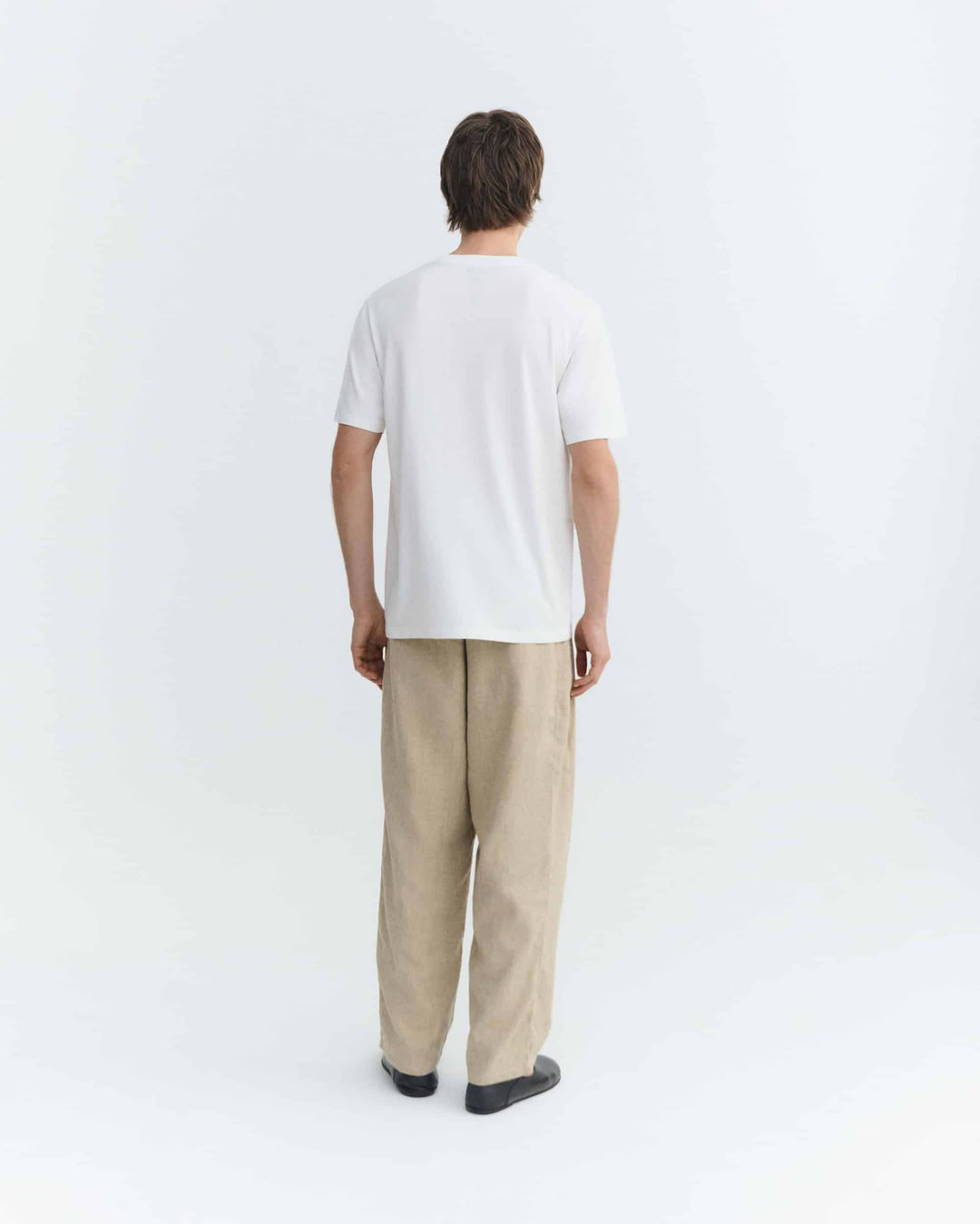 T-Shirt Zach Fisherman snow white von Thinking MU