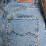 Jeans Liora Cropped cindy light used von Kings of Indigo Jeans Liora Cropped cindy light used von Kings of Indigo