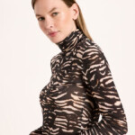 Rollkragenshirt print animal stripes rose von Lanius Rollkragenshirt print animal stripes rose von Lanius