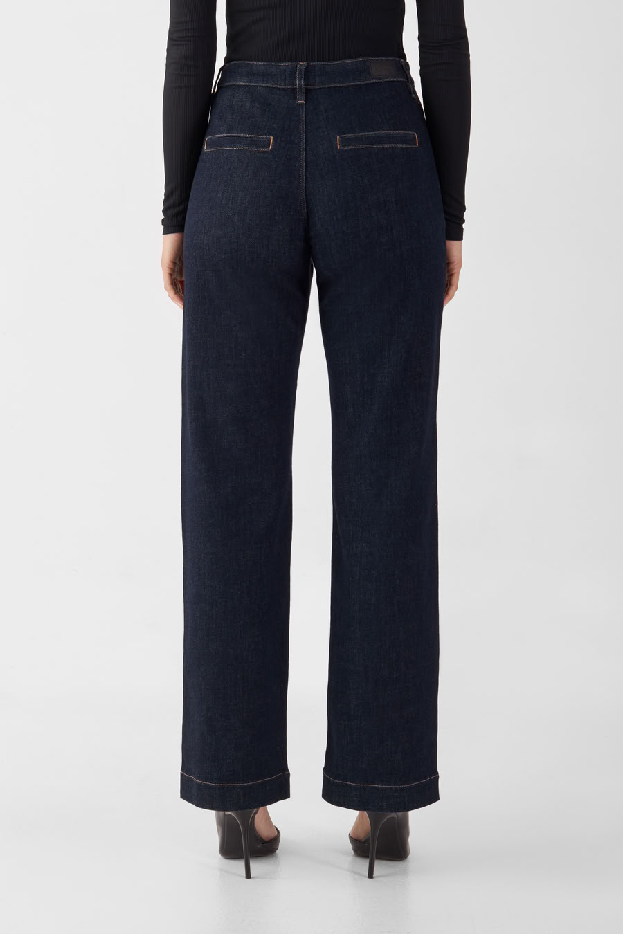 Chino Cosma Flared Soft Denim raw blue von DAWN Chino Cosma Flared Soft Denim raw blue von DAWN
