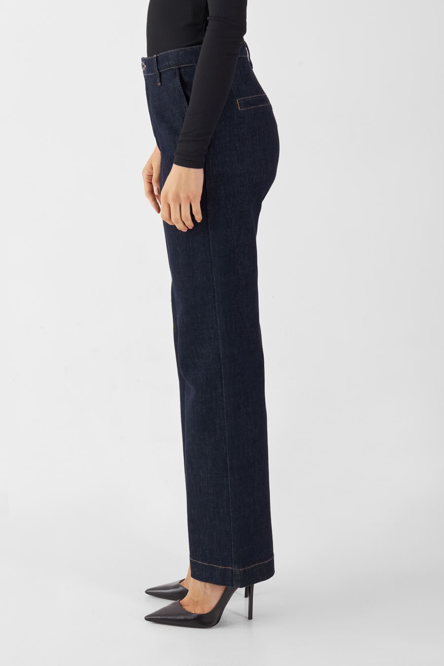 Chino Cosma Flared Soft Denim raw blue von DAWN Chino Cosma Flared Soft Denim raw blue von DAWN