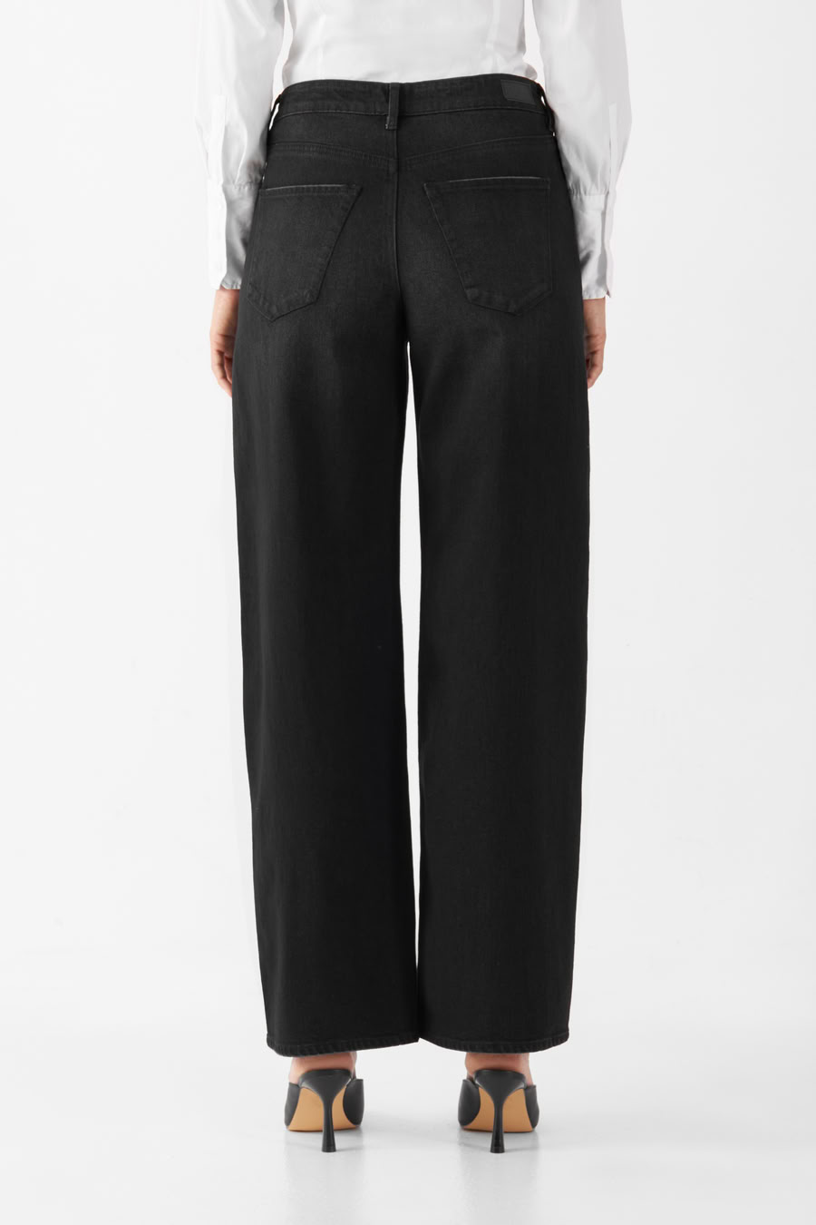 Jeans Ash Barrel Leg Minimal Stretch black denim von DAWN