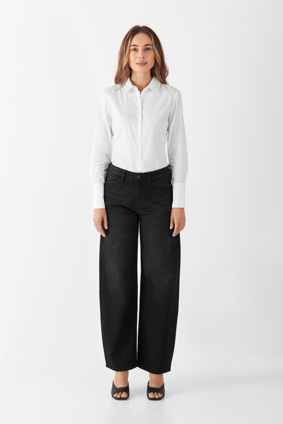 Jeans Ash Barrel Leg Minimal Stretch black denim von DAWN