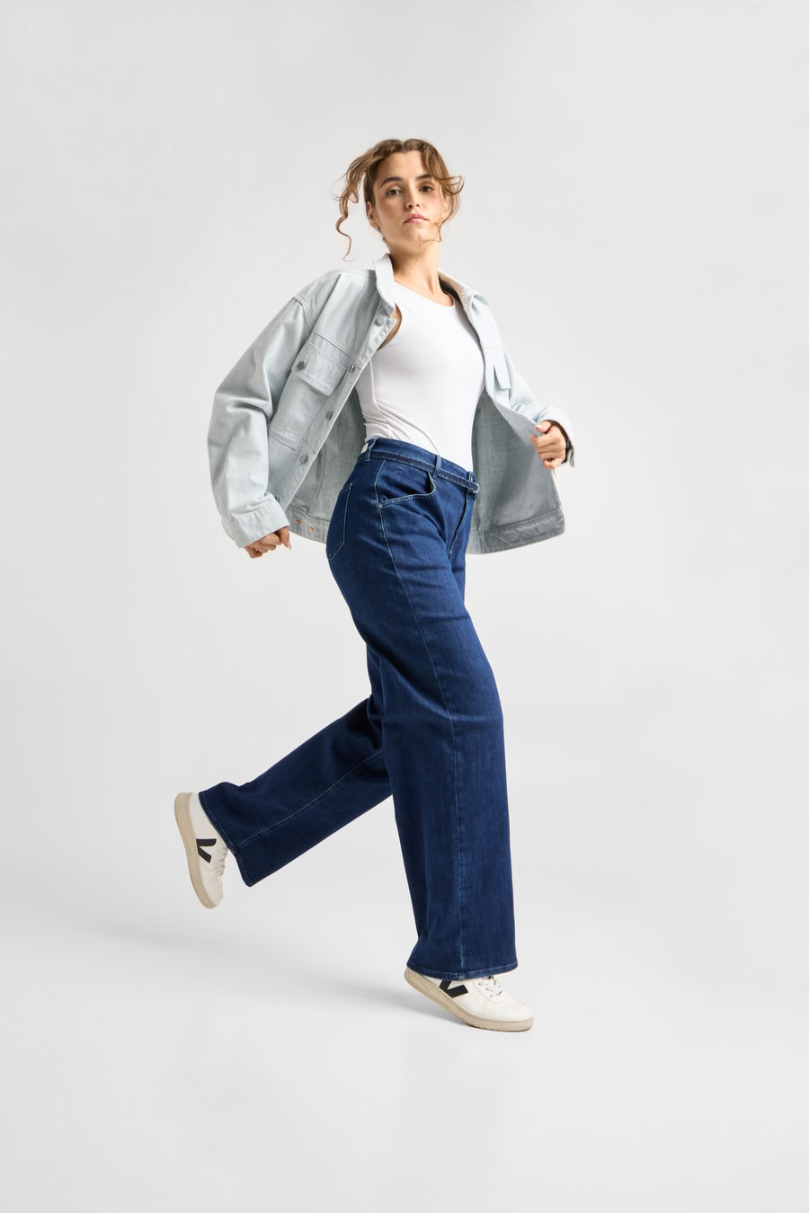 Jeans Blink Wide Barrel Soft Denim - Classic dark blue von DAWN