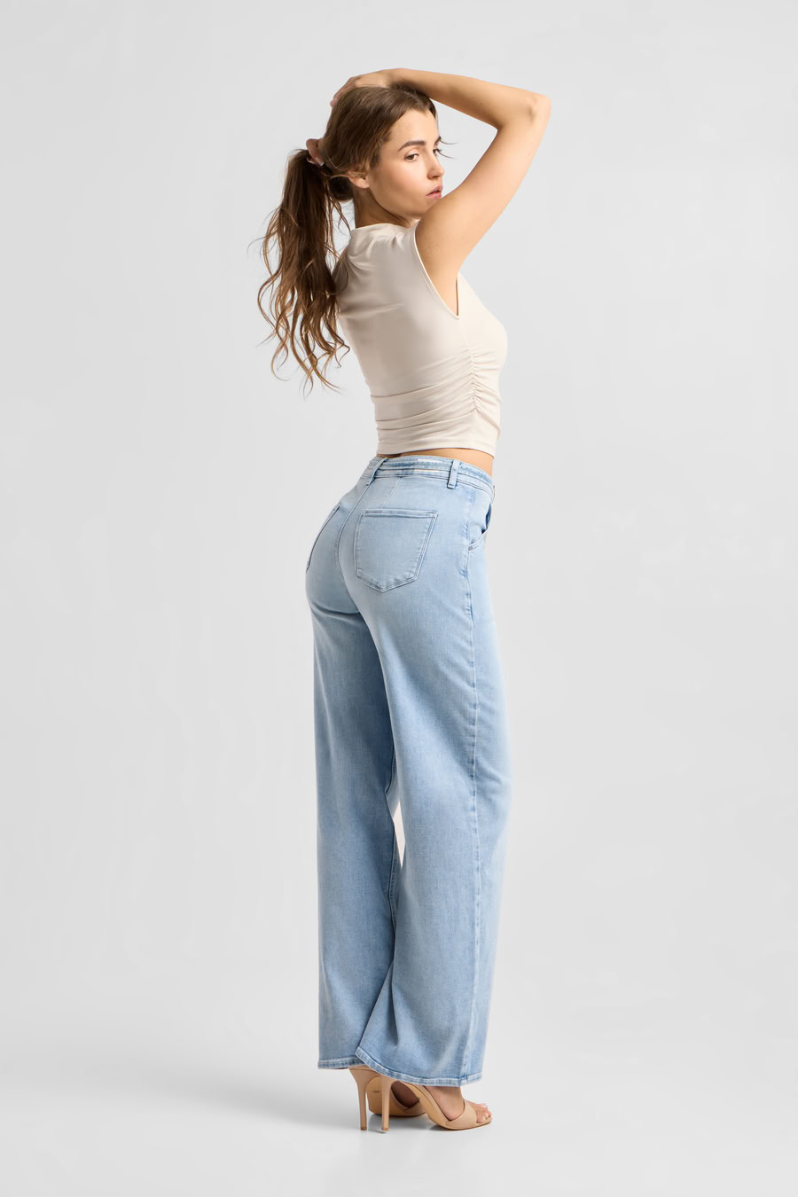 Jeans Blink Wide Barrel Soft Denim - Classic light blue von DAWN