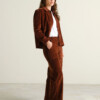 Hose Workwear Vara Corduroy cappuccino brown von Dedicated.