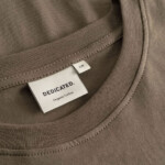 T-shirt Stockholm Perch EMB bungee green von Dedicated.