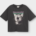 T-shirt Vadstena Screaming Cat multi color von Dedicated.
