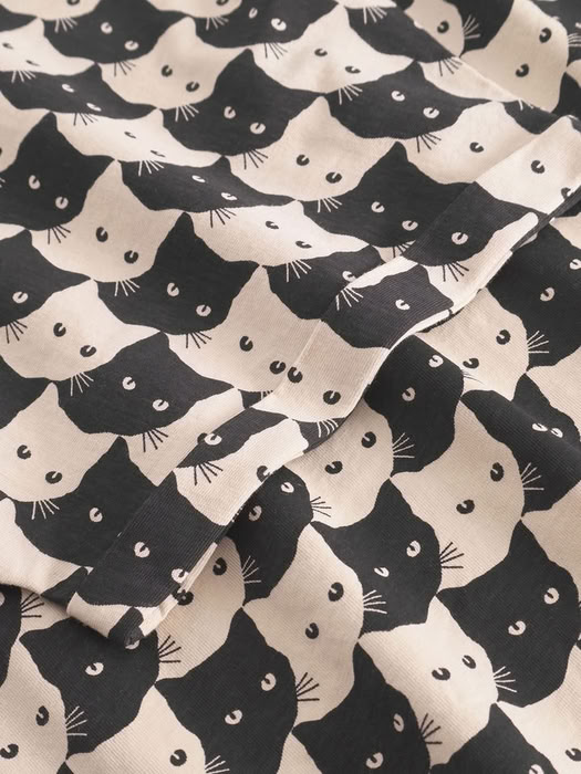 T-shirt Visby Pepita Cats oat white von Dedicated.