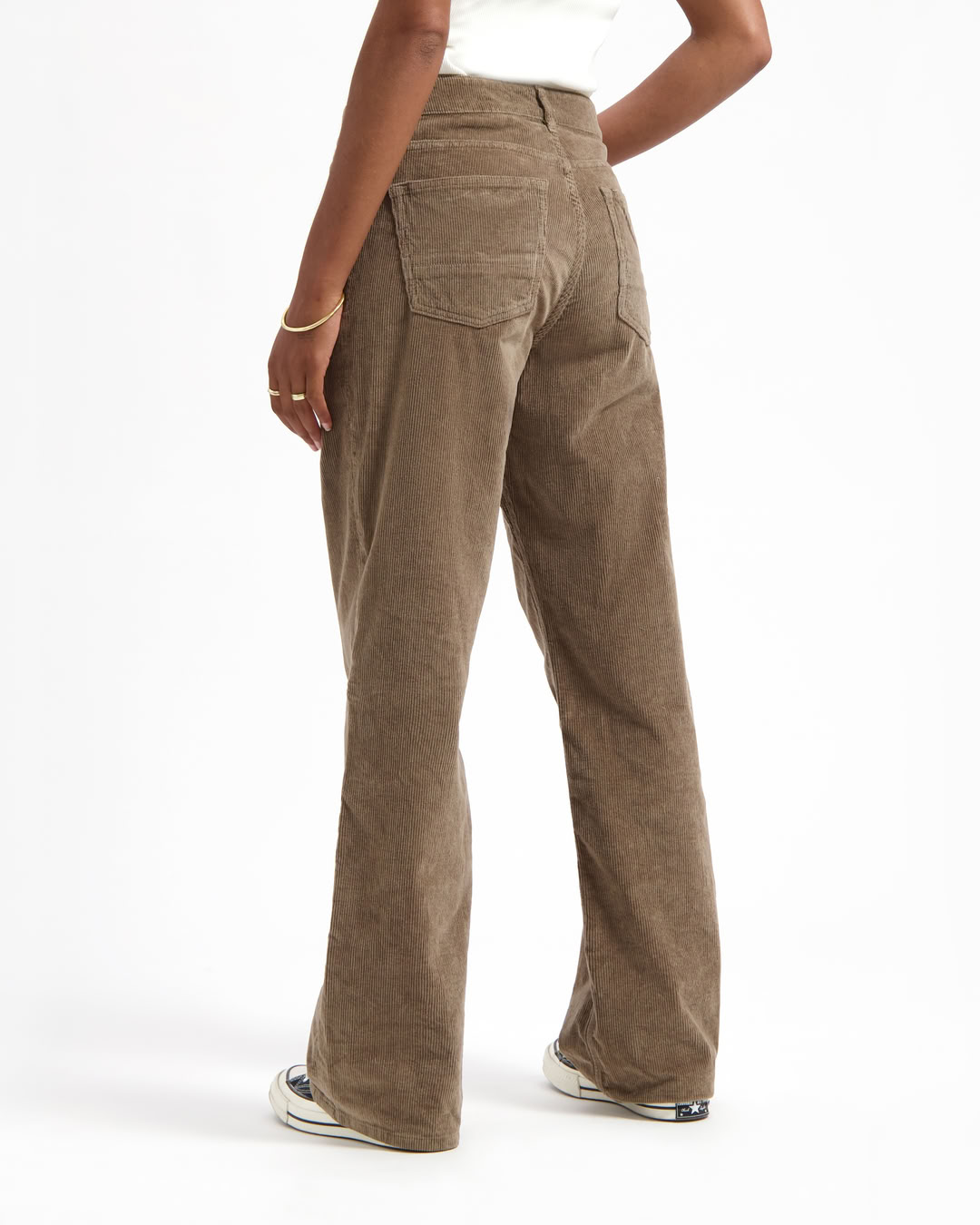 Cordhose Lena Loose taupe von Kuyichi