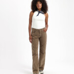 Cordhose Lena Loose taupe von Kuyichi