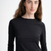 Longsleeve Dhivya schwarz von MELAWEAR