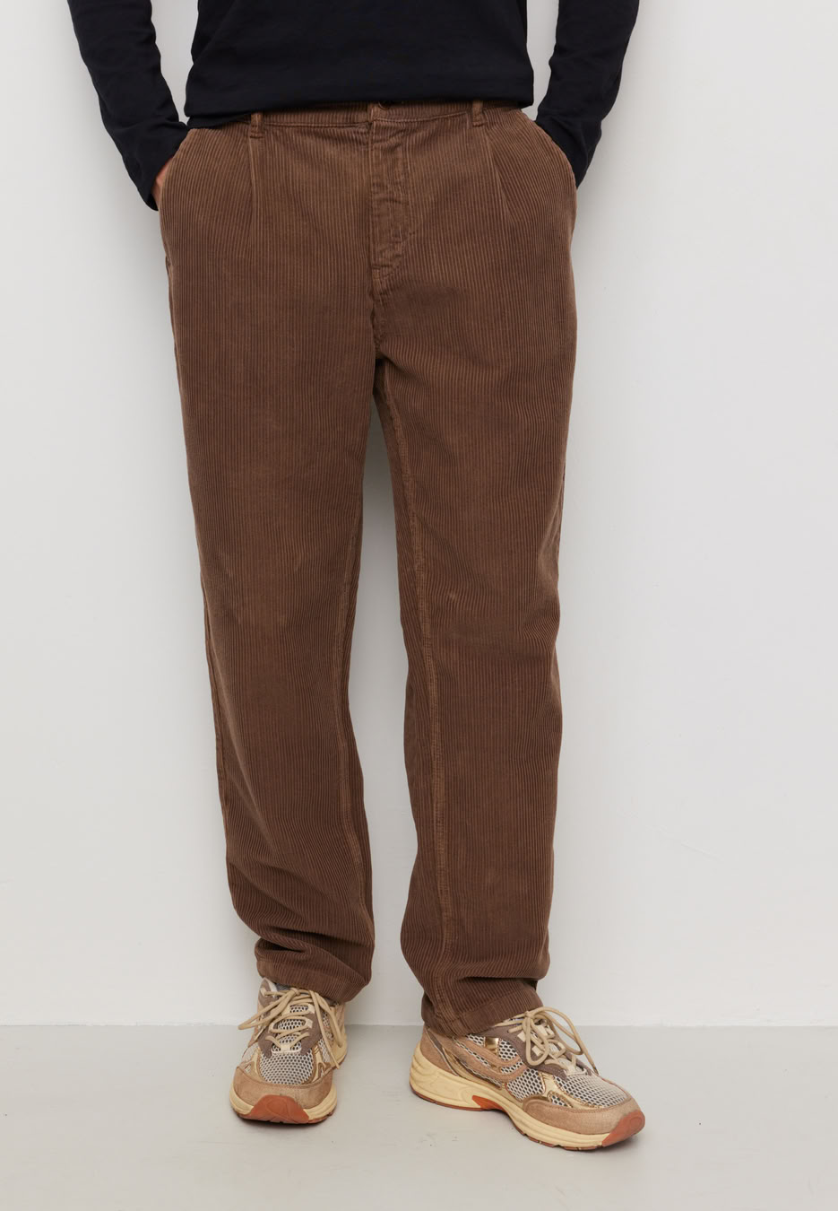 Chino Oak Corduroy coffee brown von recolution