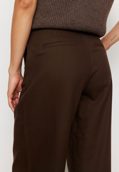 Hose Ligularia chocolate von recolution