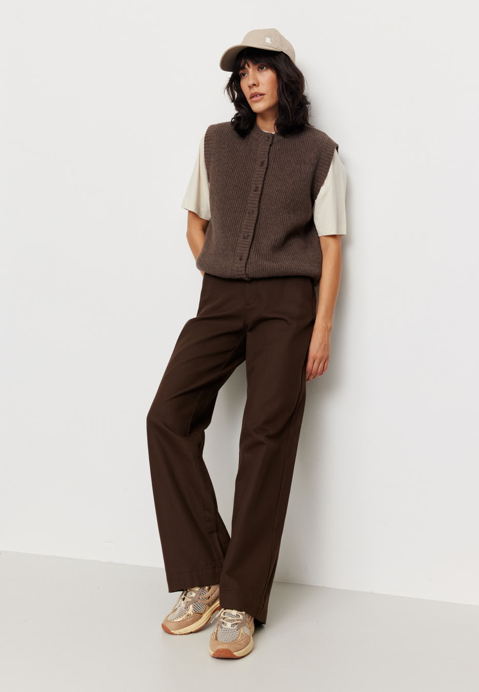 Hose Ligularia chocolate von recolution