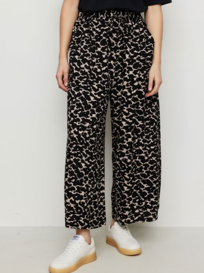 Hose Sequoia Clouds black von recolution