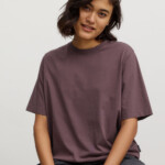 T-Shirt Azolla dark grape von recolution