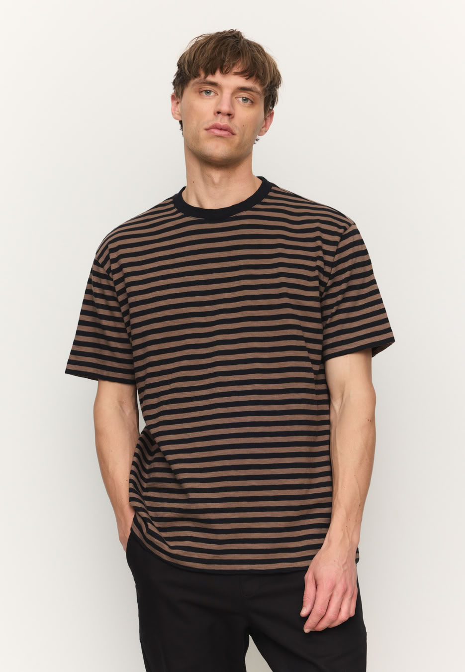 T-Shirt Delonix Stripes vintage brown von recolution
