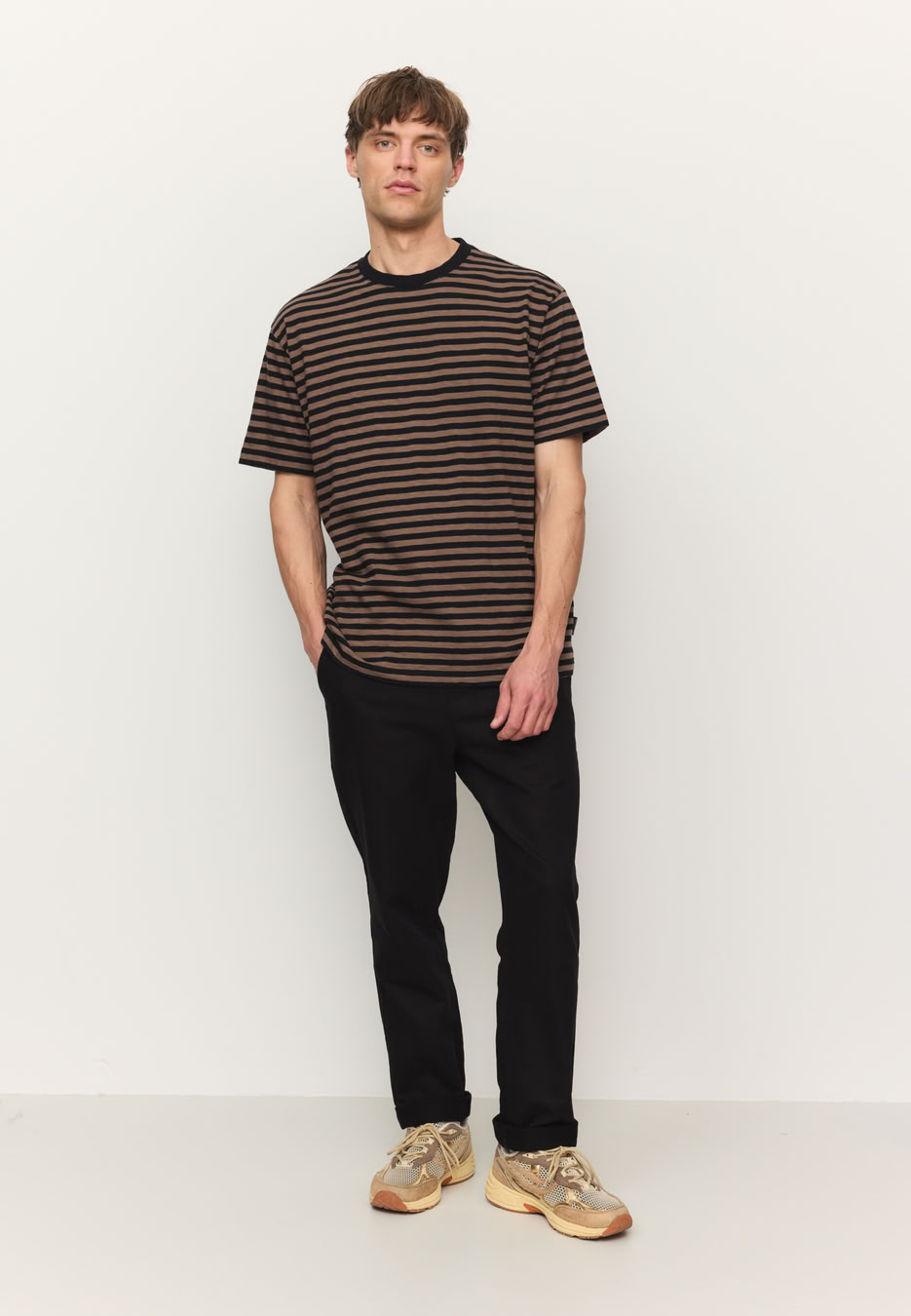 T-Shirt Delonix Stripes vintage brown von recolution