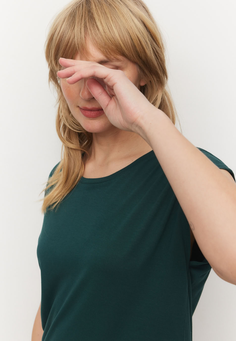 T-Shirt Mithila deep green von recolution